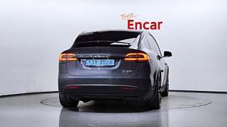 TESLA MODEL X 2020