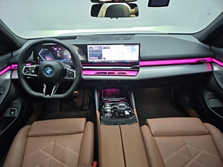 BMW 5-SERIES G60 2025