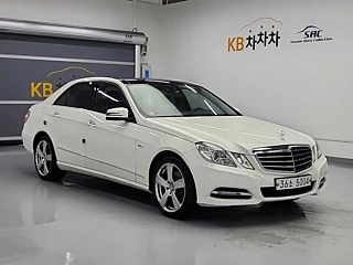 MERCEDES BENZ E-CLASS W212 2012