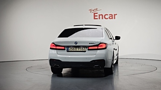 BMW 5-SERIES G30 2021