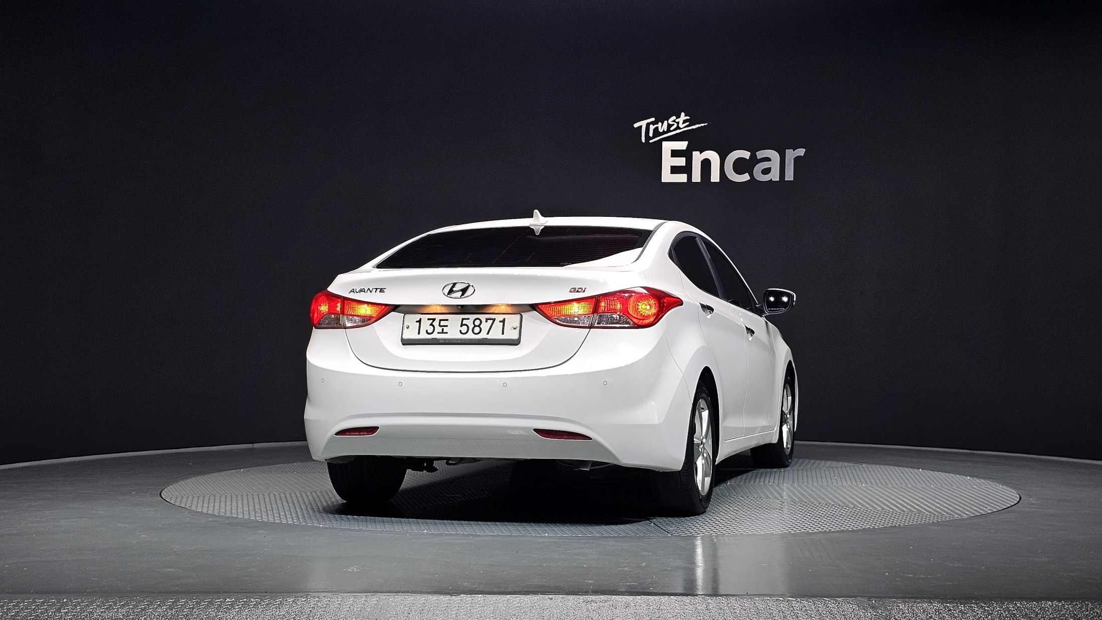 HYUNDAI AVANTE MD 2013