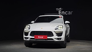 PORSCHE MACAN 2018
