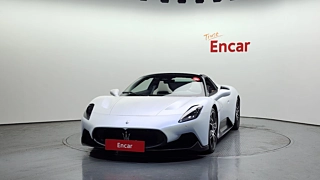 Заказать MASERATI MC20