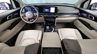 KIA CARNIVAL 2023