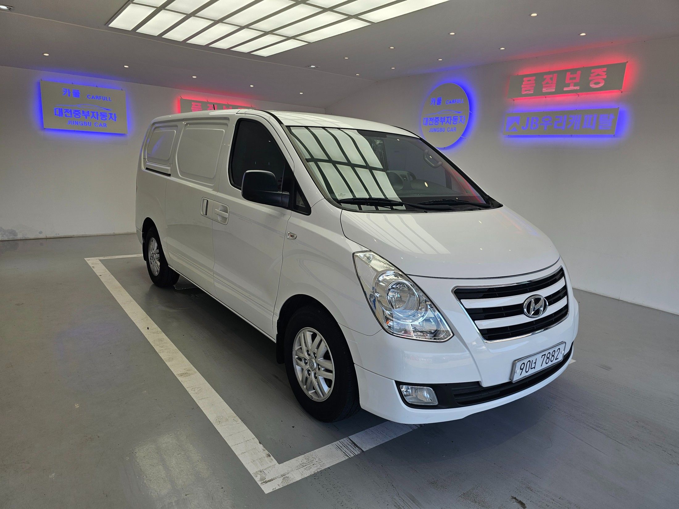HYUNDAI STAREX GRAND 2016
