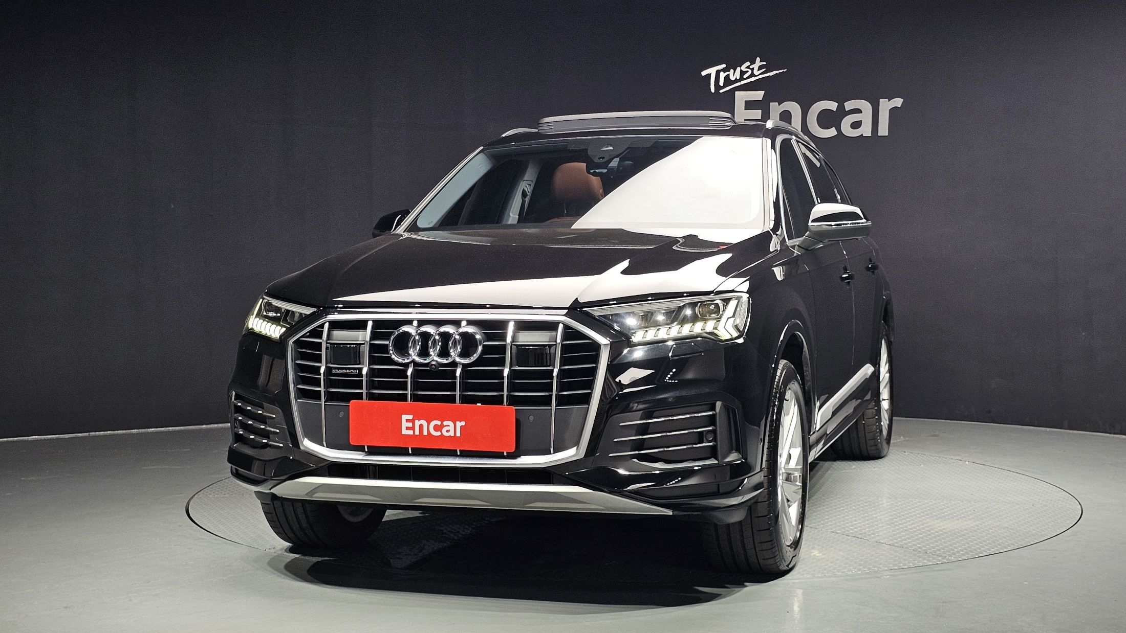 AUDI Q7 4M 2023