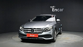 MERCEDES BENZ E-CLASS W213 2019