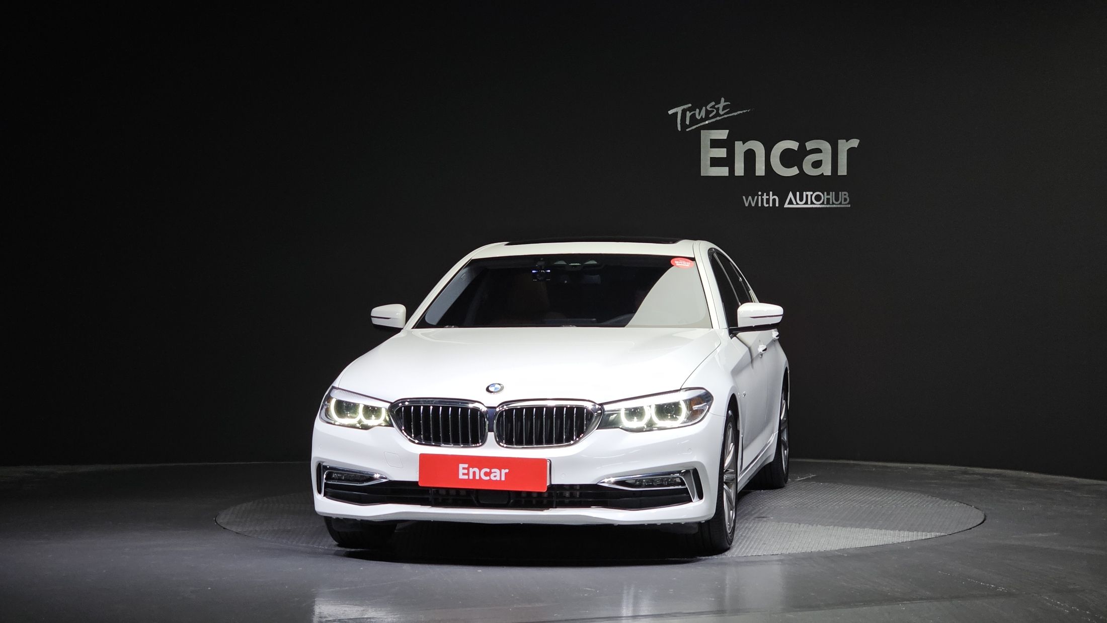 BMW 5-SERIES G30 2018