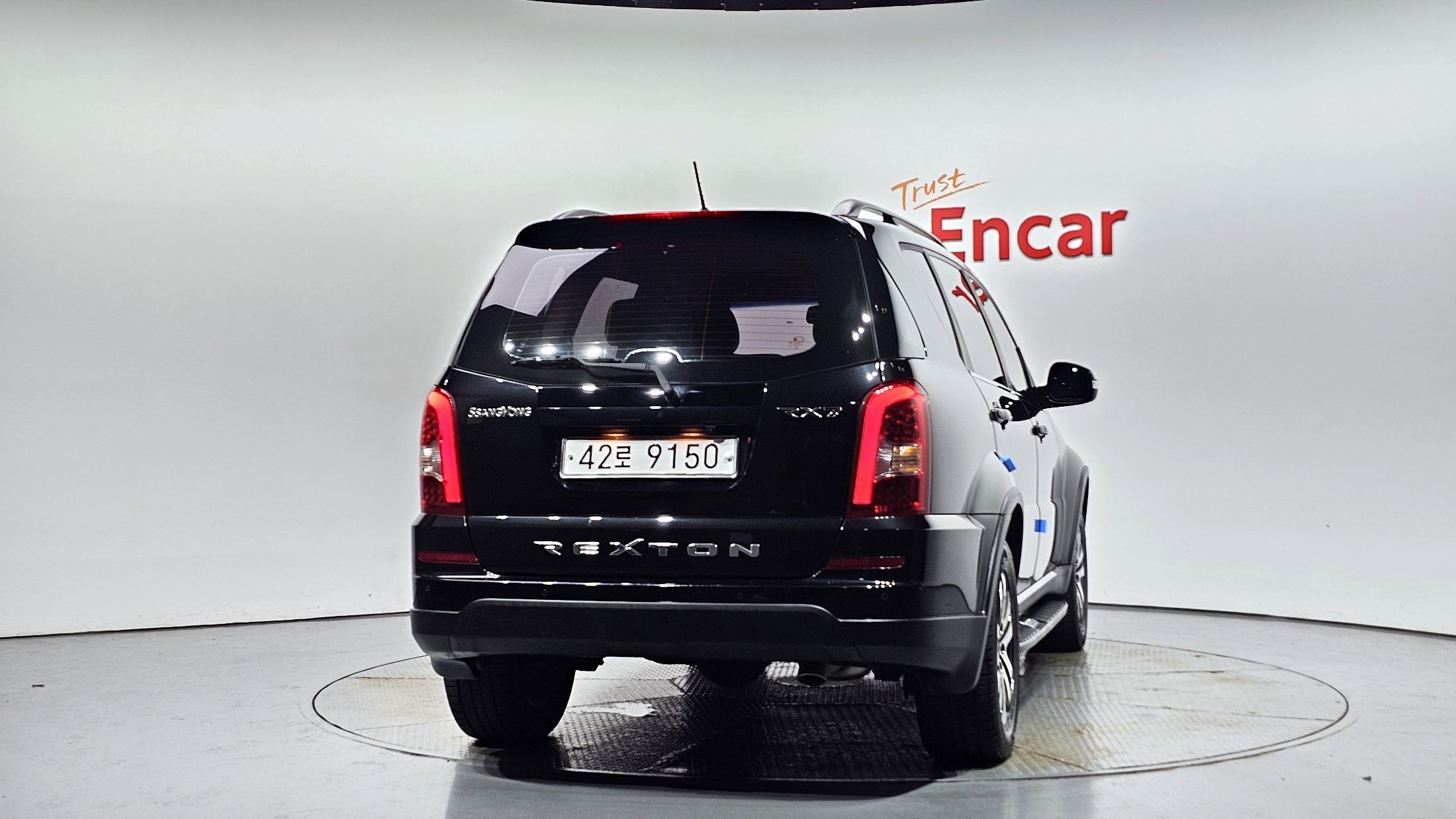 SSANGYONG REXTON W 2013