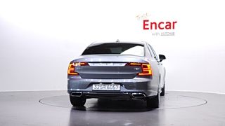 VOLVO S90 2020