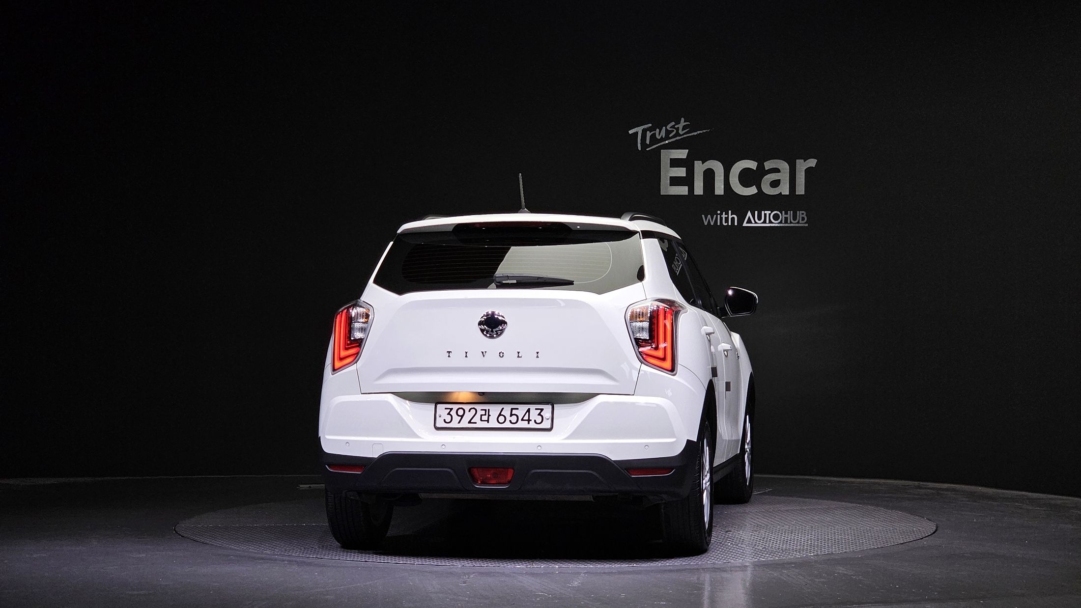 SSANGYONG TIVOLI VERY NEW 2020