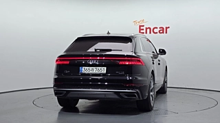 AUDI Q8 4M 2021