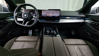 BMW 5-SERIES G60 2024