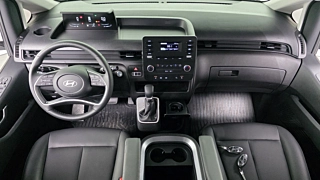 HYUNDAI STARIA  Cargo 5 Seater 2025