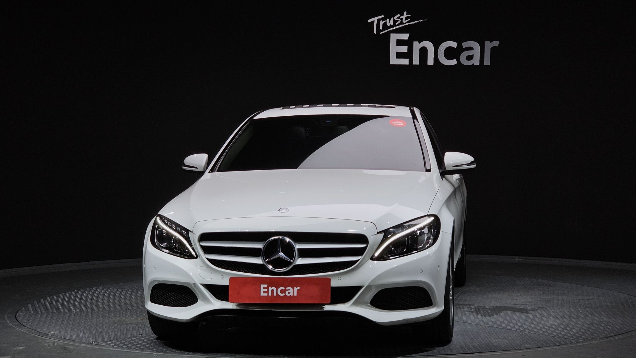 MERCEDES BENZ C-CLASS W205 2016