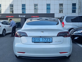 TESLA MODEL 3 2020