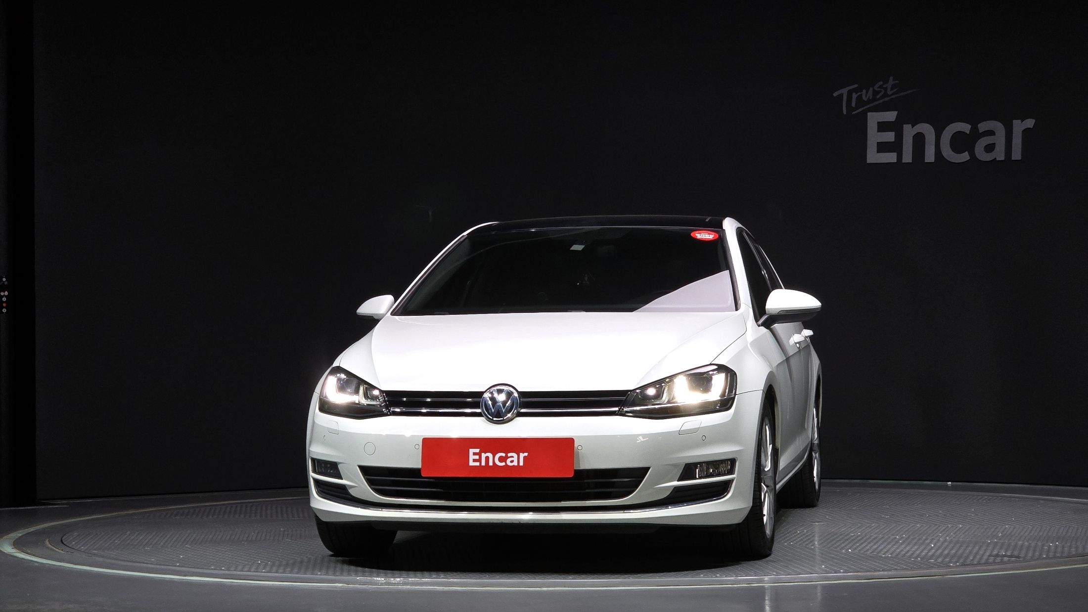 VOLKSWAGEN GOLF 2016