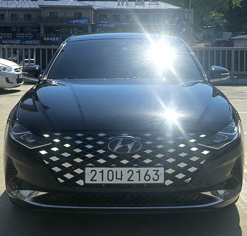 HYUNDAI GRANDEUR IG HYBRID 2021