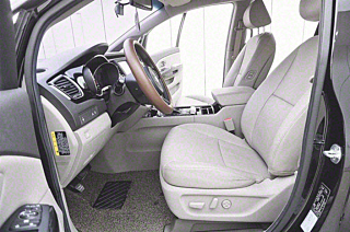 KIA CARNIVAL 2016