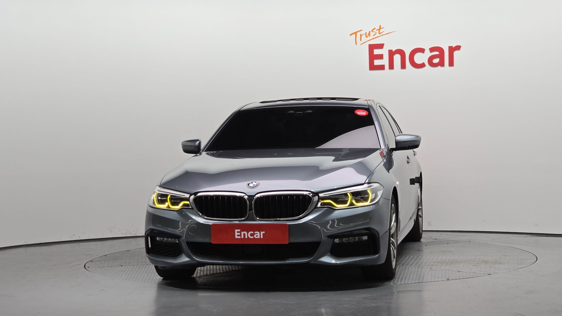 BMW 5-SERIES G30 2017