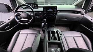 HYUNDAI STARIA 2023