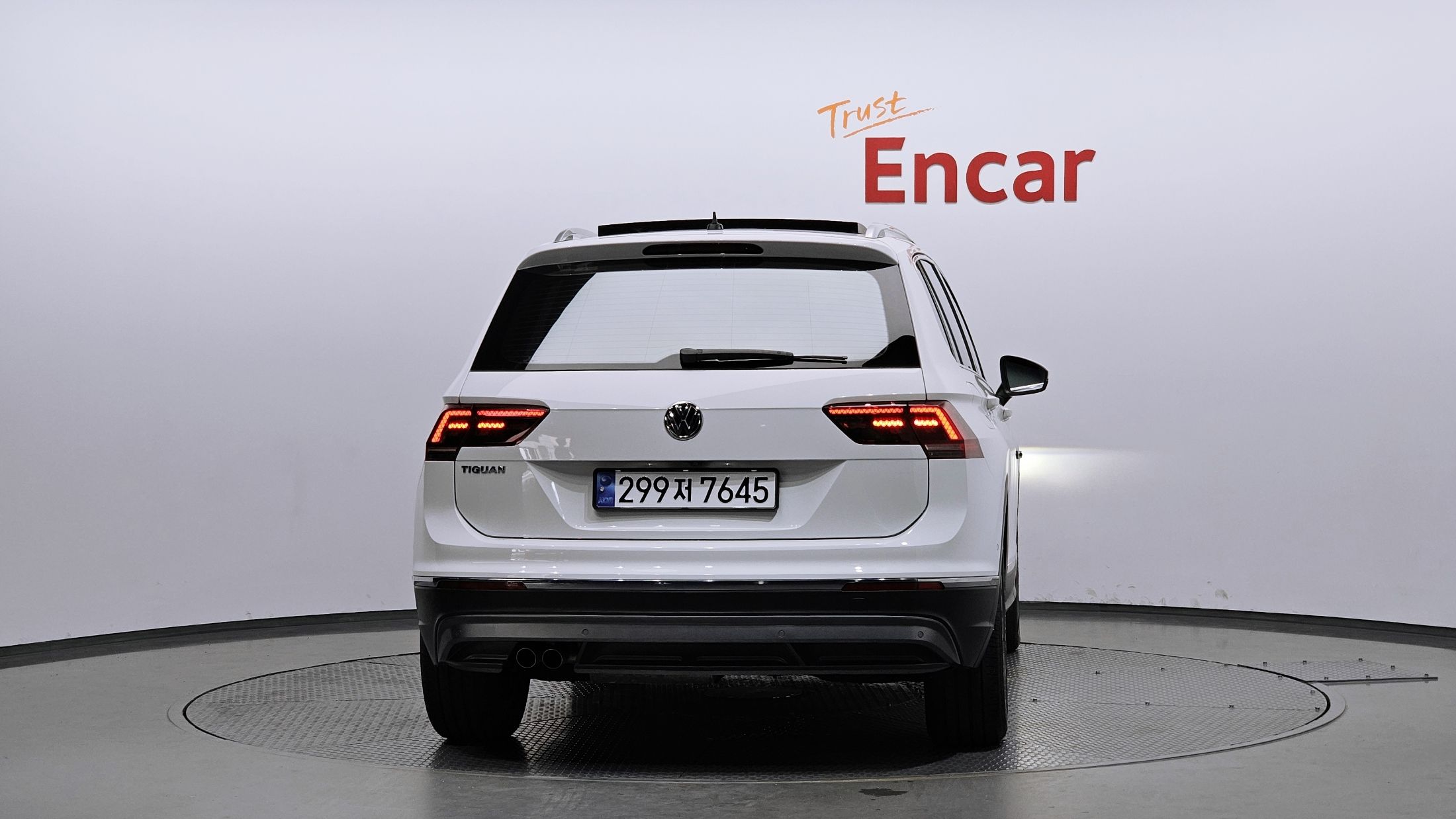 VOLKSWAGEN TIGUAN 2018