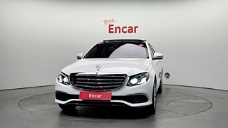 MERCEDES BENZ E-CLASS W213 2019