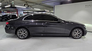 MERCEDES BENZ E-CLASS W213 2020