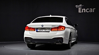 BMW 5-SERIES G30  520i M Sport 2020