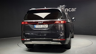 KIA CARNIVAL 2023