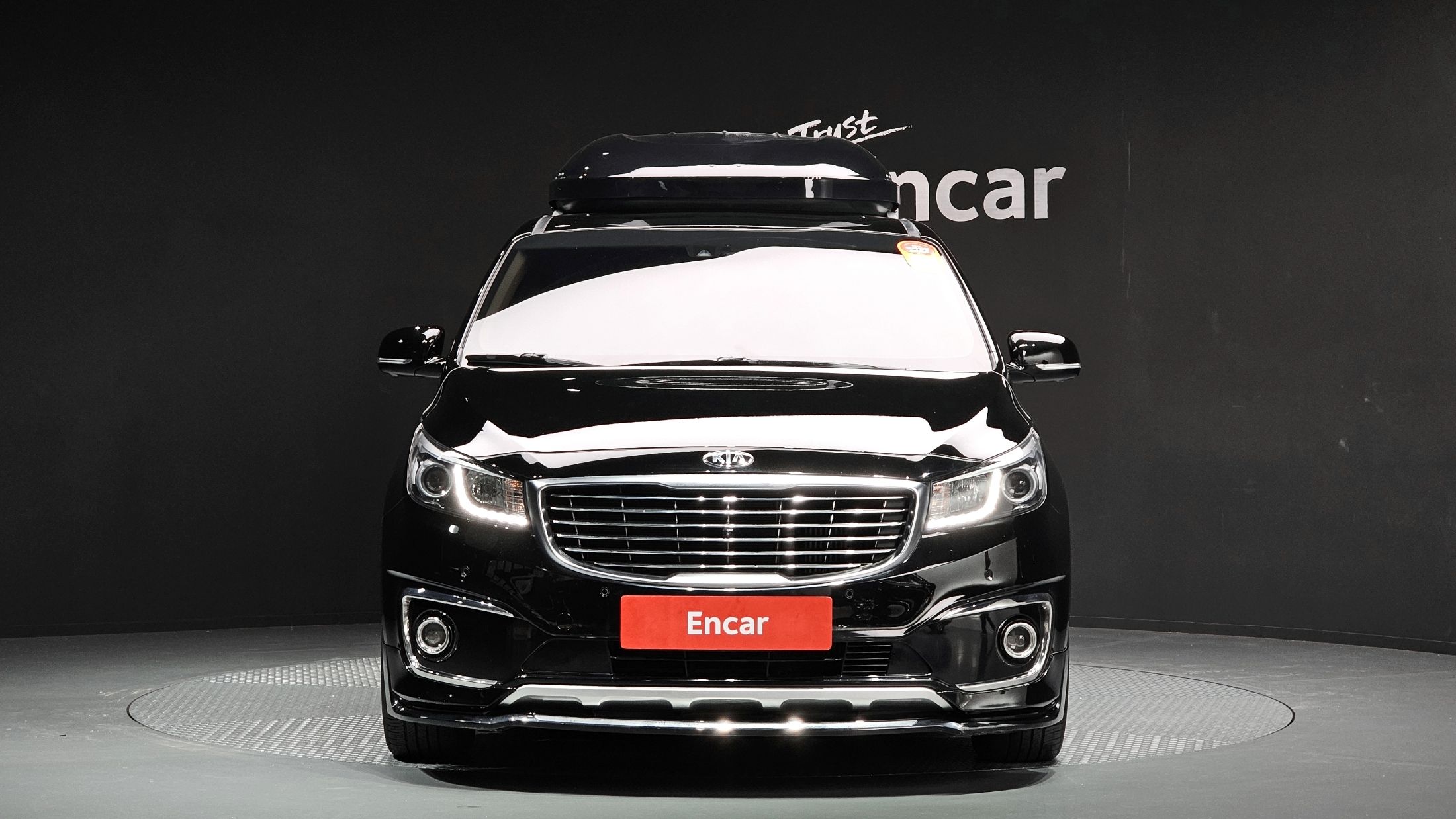 KIA CARNIVAL 2017