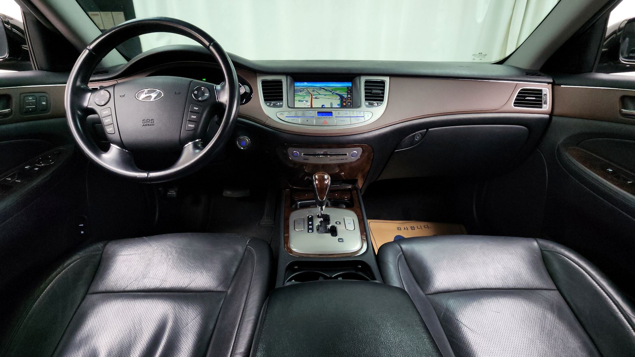HYUNDAI GENESIS 2009