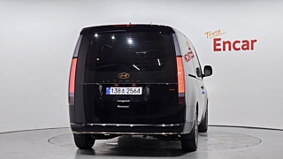 HYUNDAI STARIA 2025