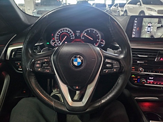 BMW 5-SERIES G30  520d M Sport Plus 2018
