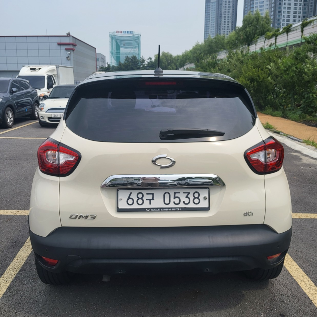SAMSUNG QM3 2016