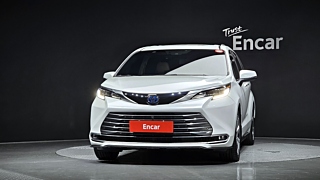TOYOTA SIENNA 2023