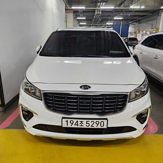 KIA CARNIVAL 2018