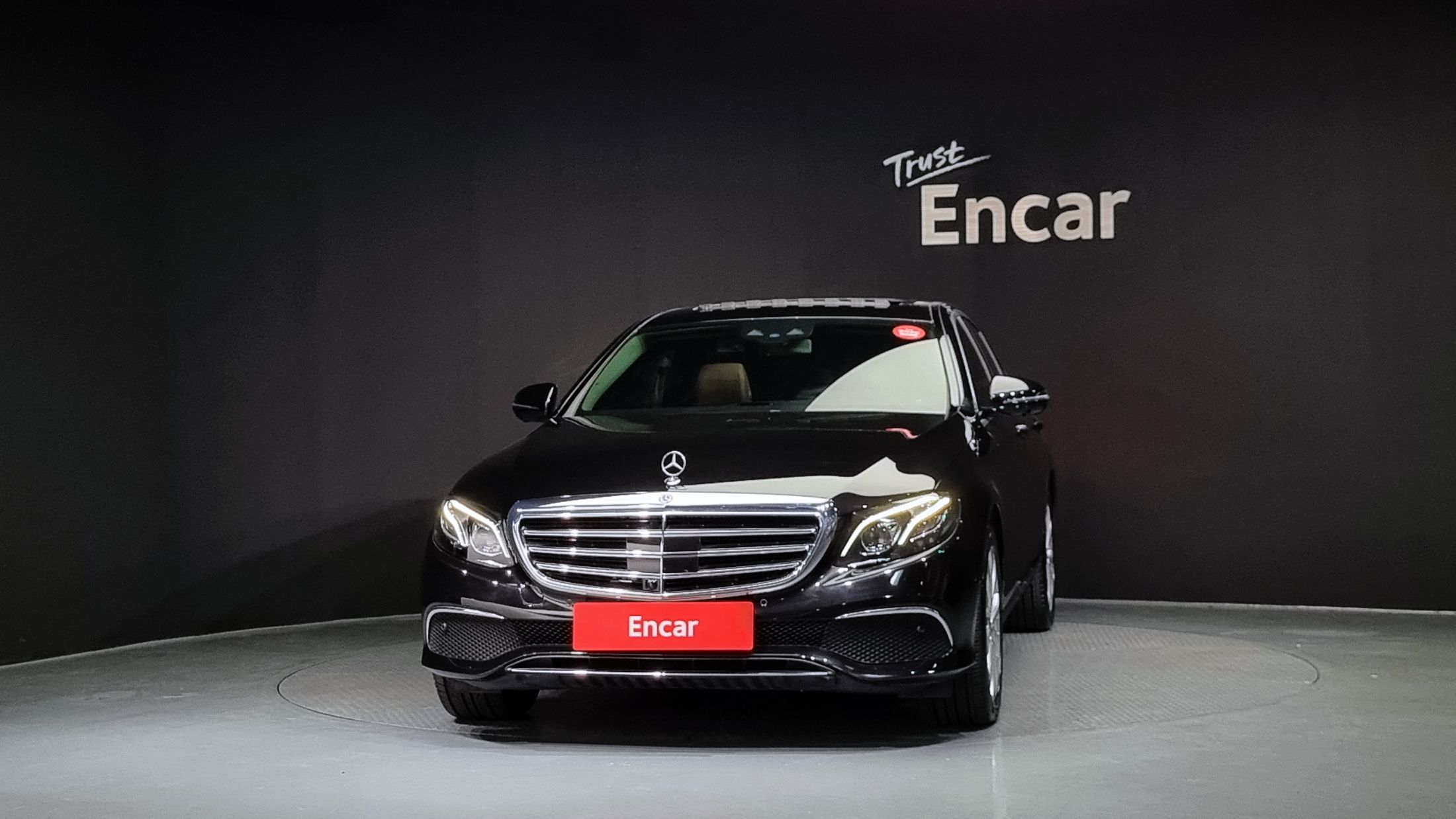 MERCEDES BENZ E-CLASS W213 2020