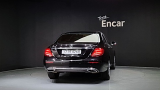 MERCEDES BENZ E-CLASS W213 2020
