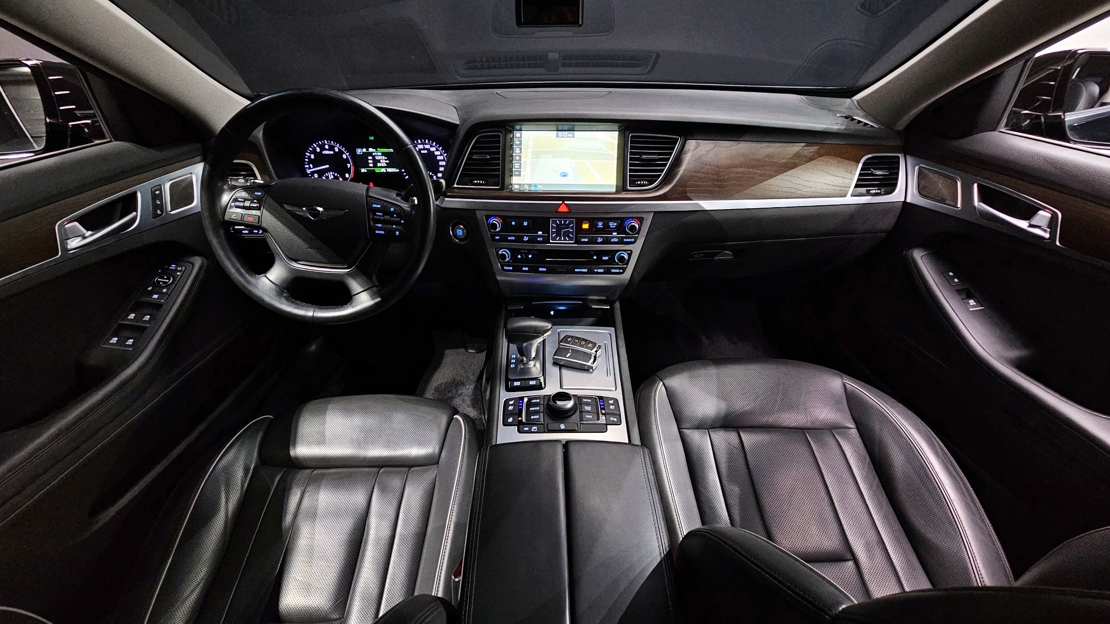 GENESIS G80 2016