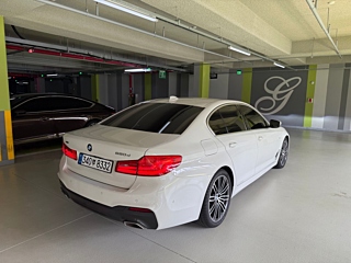 BMW 5-SERIES G30 2020