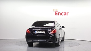 MERCEDES BENZ C-CLASS W205 2020