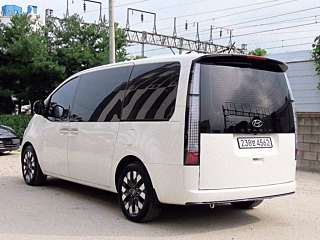HYUNDAI STARIA 2021