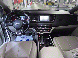 KIA CARNIVAL 2018