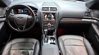 FORD EXPLORER 2018