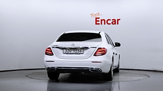 MERCEDES BENZ E-CLASS W213 2016