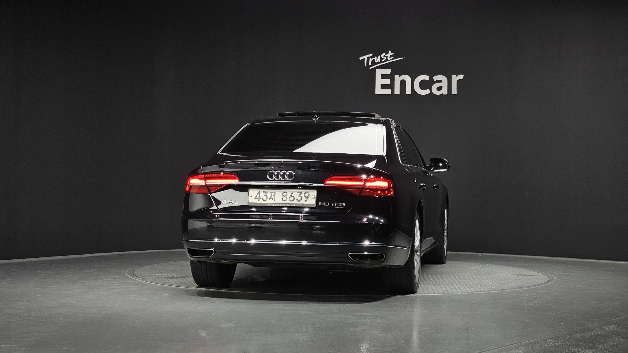 AUDI A8 2015