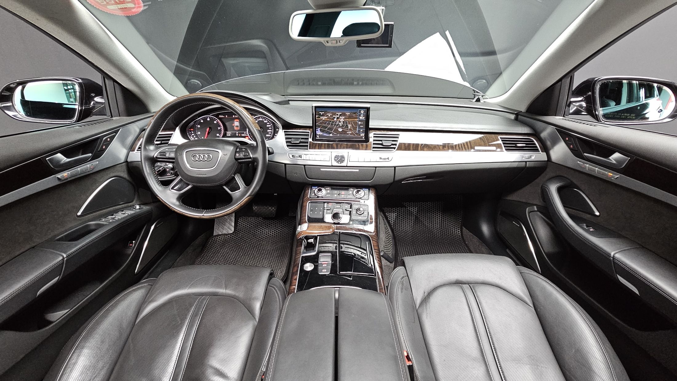 AUDI A8 2015