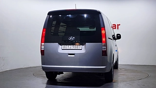 HYUNDAI STARIA 2022