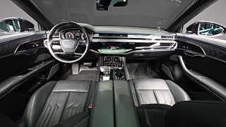 AUDI A8 D5 2023